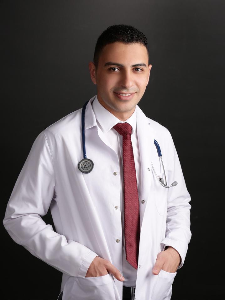 Bursada el cerrahisi yapan doktorlar, El cerrahisi doktorları